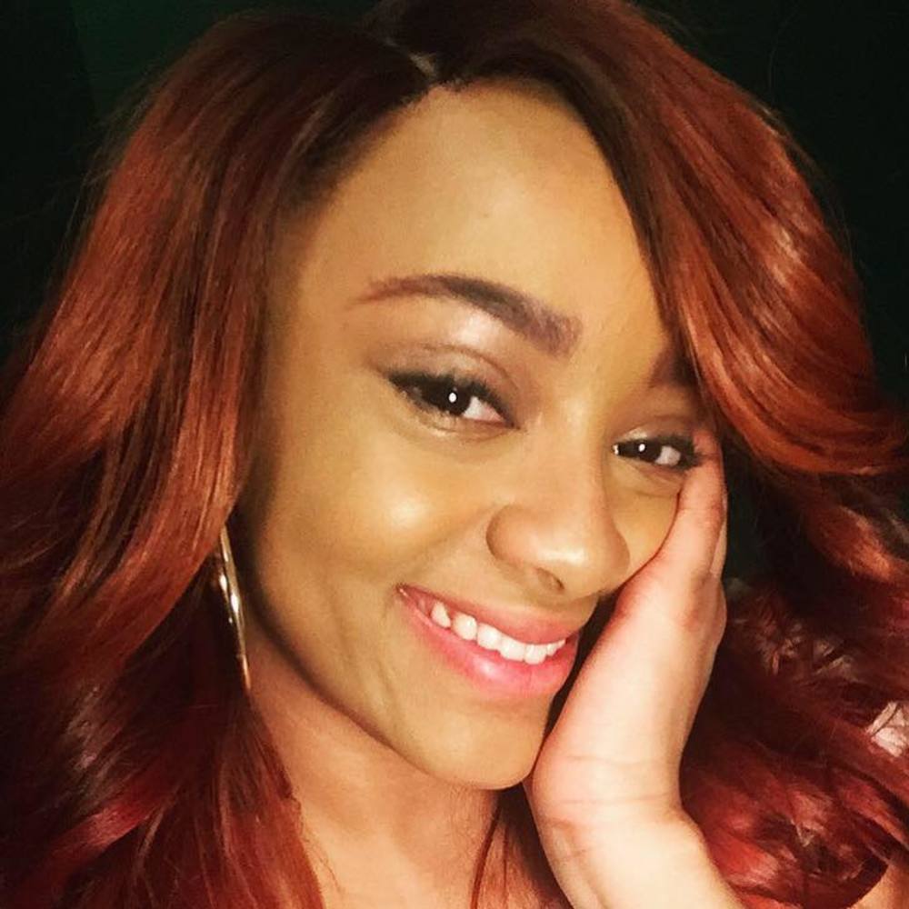 Meet your Posher, Ziasia